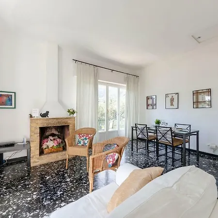 Joivy Sea View Flat With Balcony, Cinque Terre Apartment *
