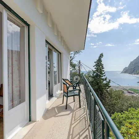 Joivy Sea View Flat With Balcony, Cinque Terre アパート モンテロッソ・アル・マーレ