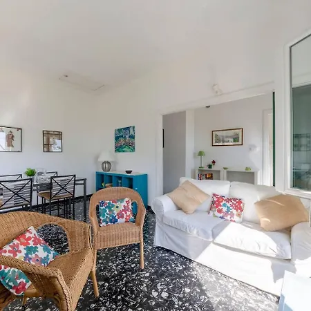 Joivy Sea View Flat With Balcony, Cinque Terre アパート